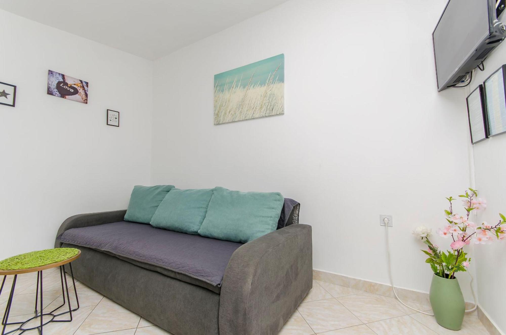 Apartment Seka Привлака Экстерьер фото