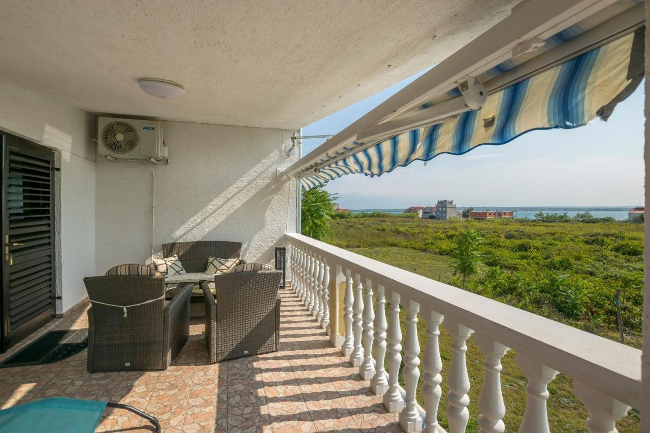 Apartment Seka Привлака Экстерьер фото