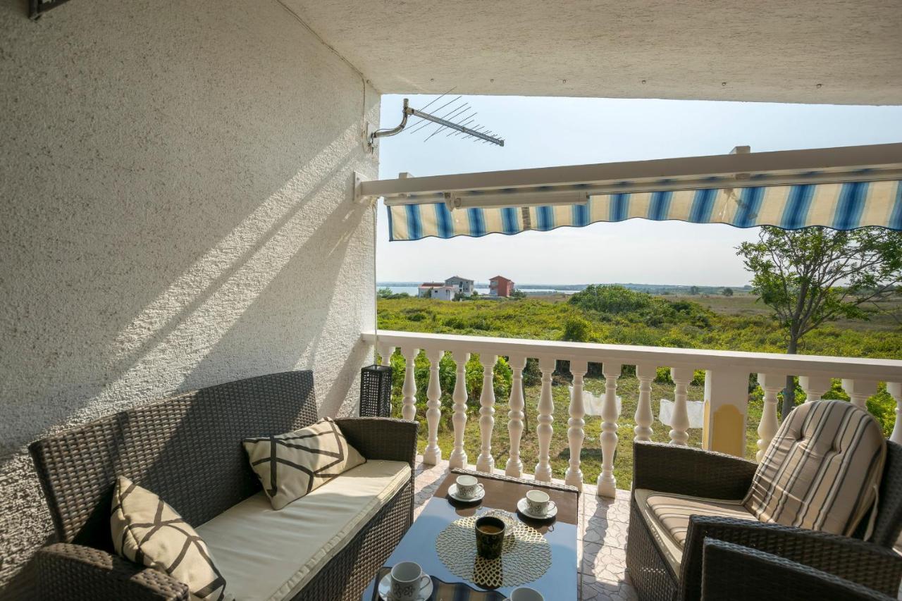 Apartment Seka Привлака Экстерьер фото